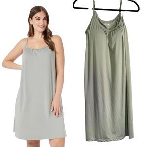 32 Degrees Gray Athletic Dress with Built in Bra L